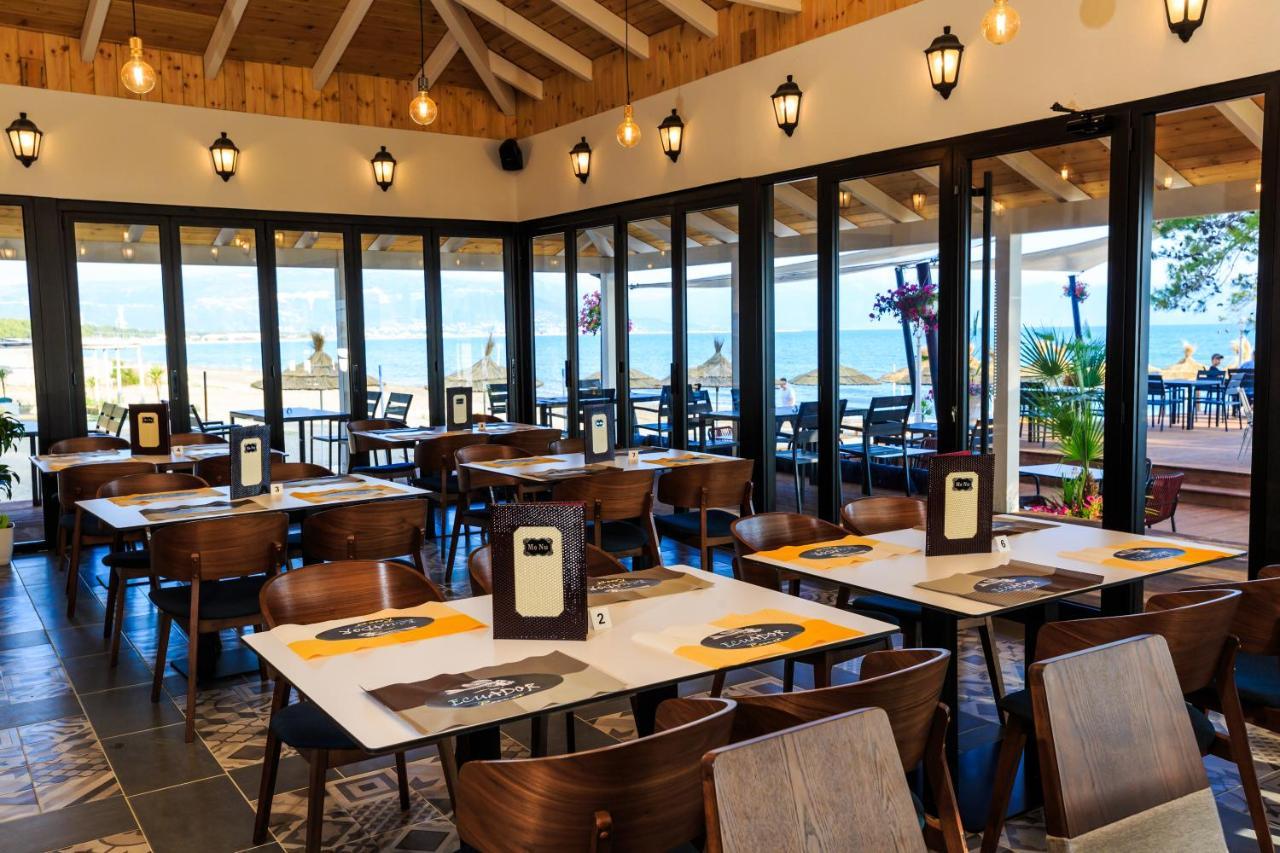 Ecuador Resort Zverneci エクステリア 写真