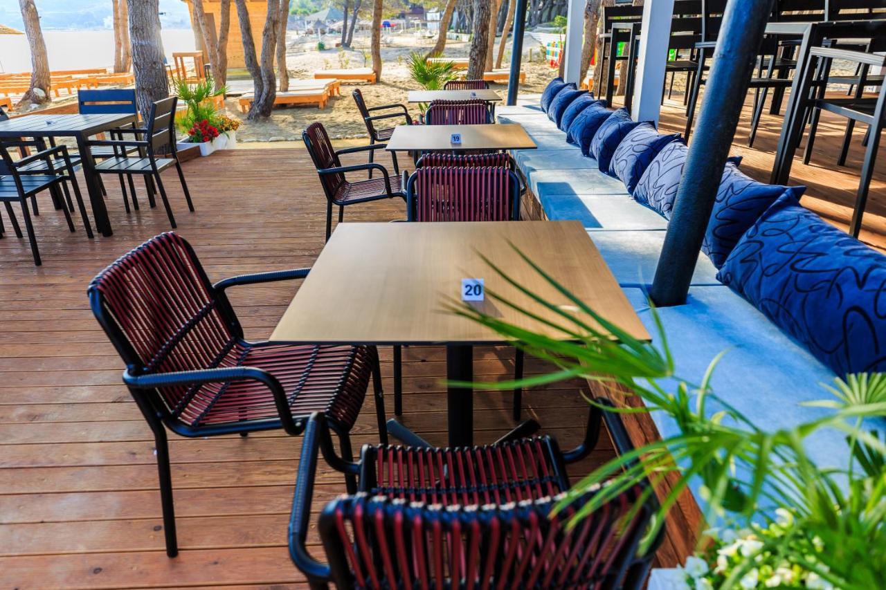 Ecuador Resort Zverneci エクステリア 写真